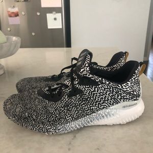 Women’s Adidas Alphabounce print Running Shoes